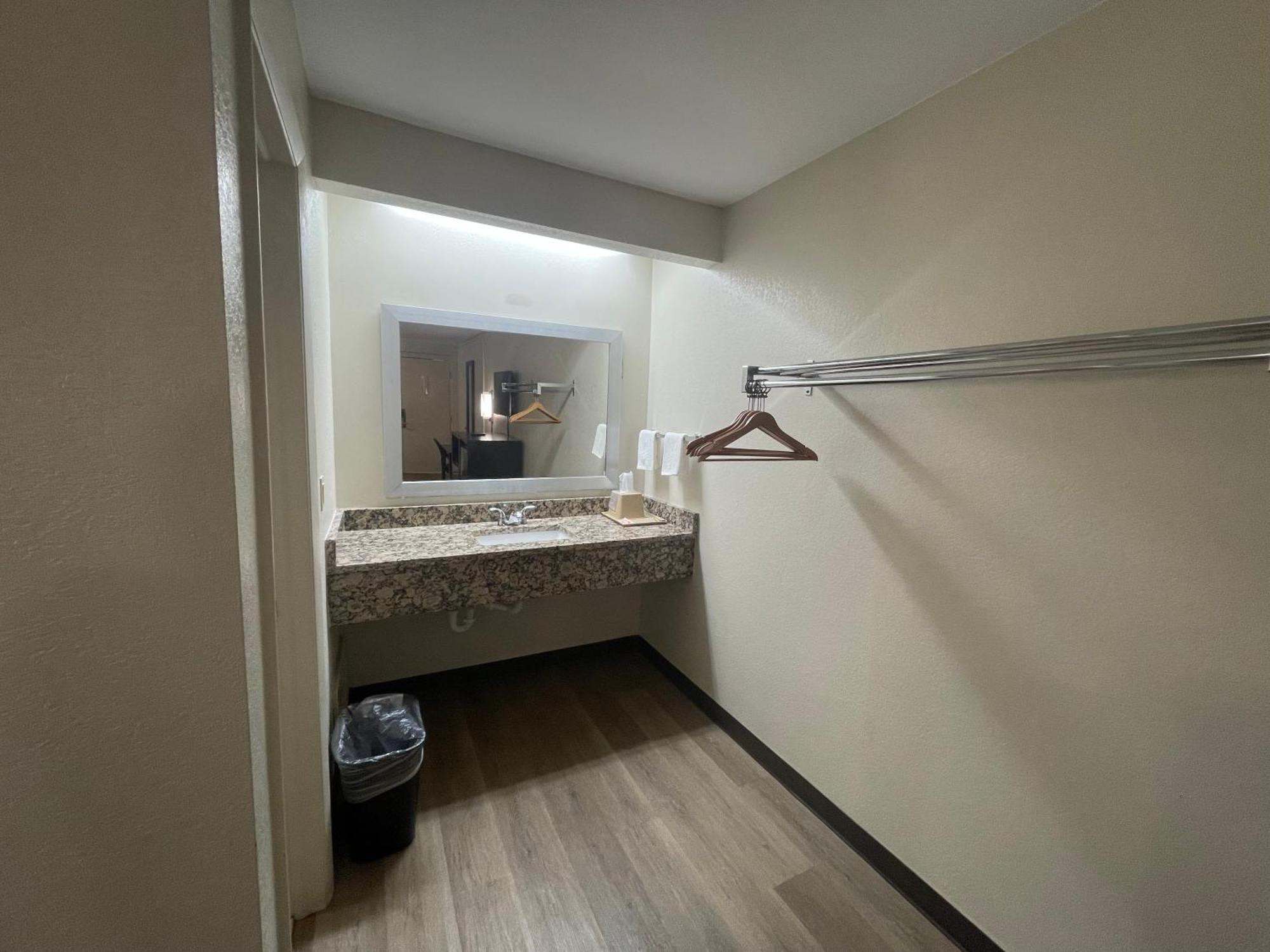 Royal Inn Motel Fredericksburg Extérieur photo